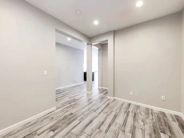 18057 W Tasha Dr — Photo 5