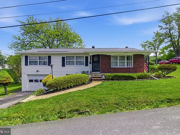 2nd image of 1409 Aberdeen St