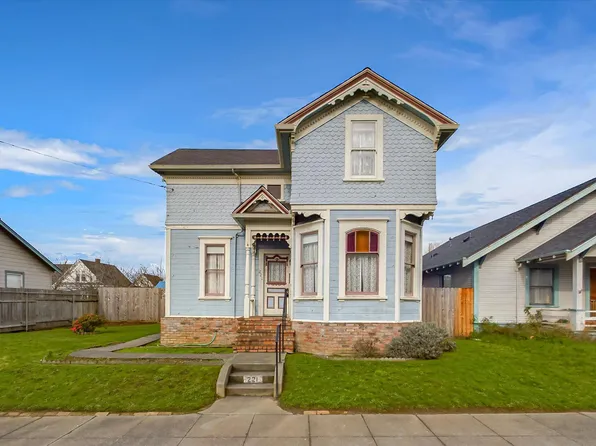 221 Dollison St, Eureka, CA 95501