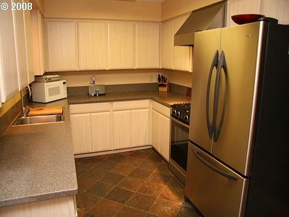 More Kitchen