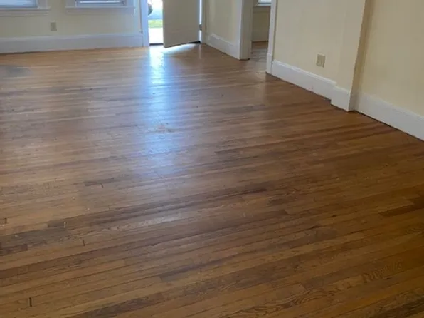 19-21 Windemere, 19-21 Windemere St, Springfield, MA 01104
