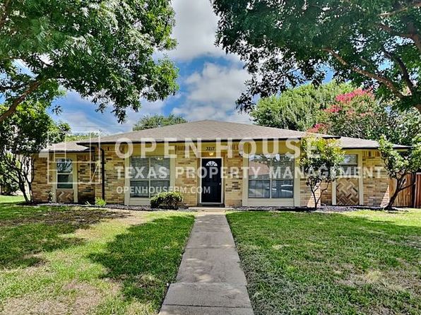 3217 Santana Ln