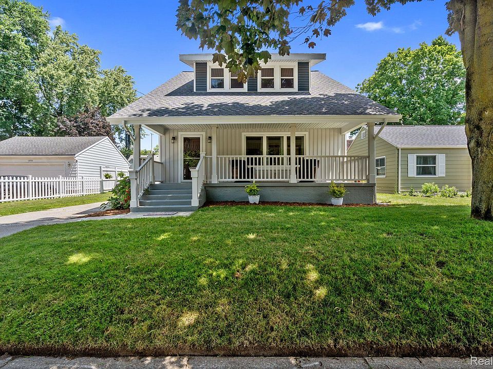 1st image of 1322 Covell Ave NW