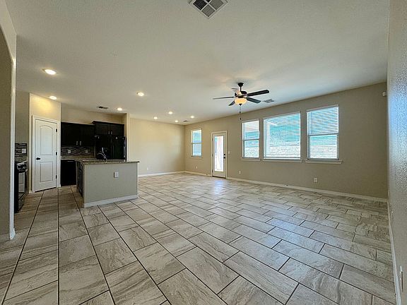 4th image of 10525 Hidden Villas St