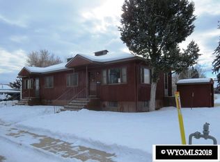 183 Garfield St, Lander, WY 82520