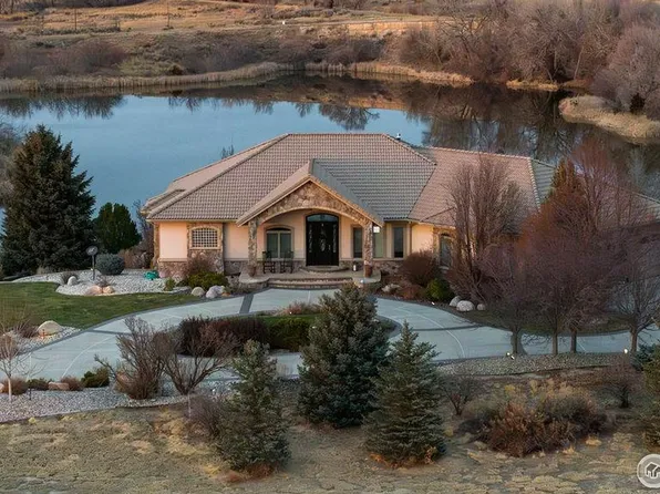 46 Sunset Ln, Fort Morgan, CO 80701