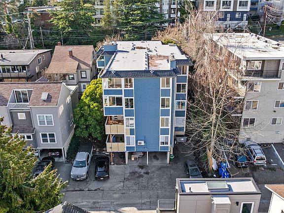 3rd image of 1214 Taylor Avenue N #401
