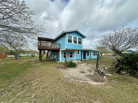 2nd image of 323 Copano Bay Dr