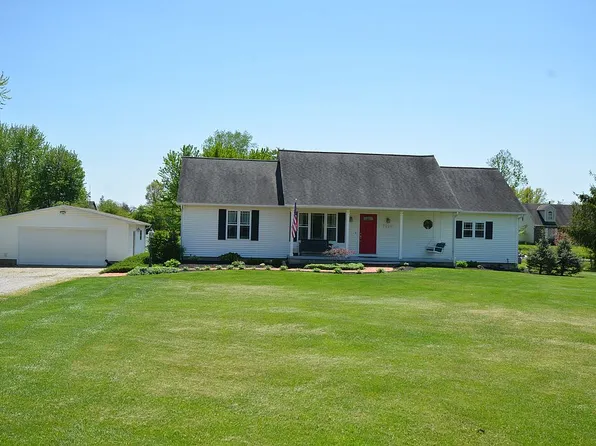 7020 Lewis Center Rd, Galena, OH 43021