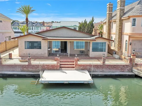 18063 Mariner Dr, Victorville, CA 92395