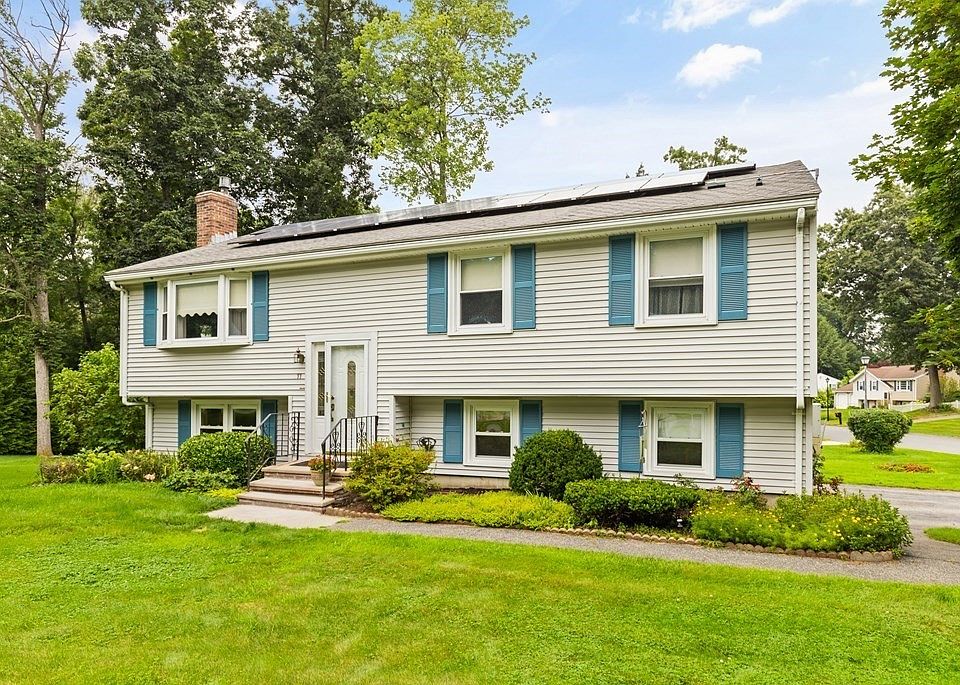 1st image of 11 Sherwood Dr