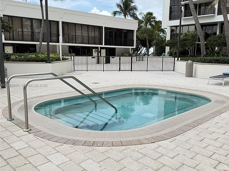 1925 Brickell Ave #2011 — Photo 39