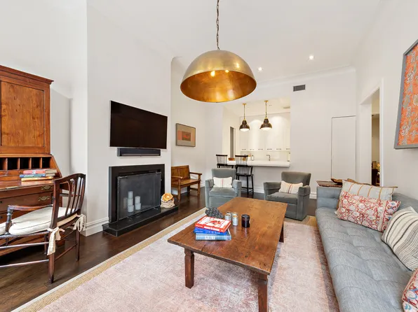 347 West 22nd Street 3 image 3 of 13