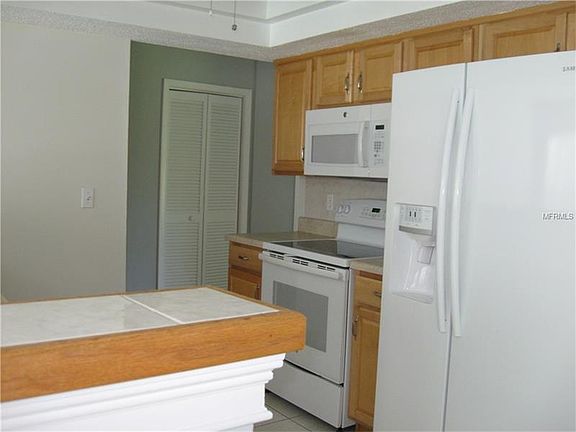 3rd image of 22414 New York Ave