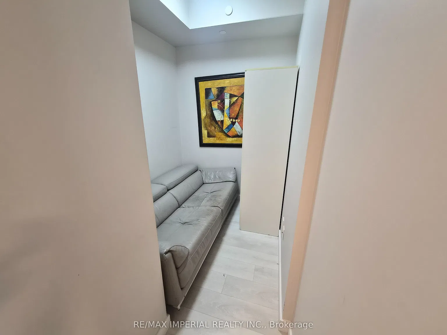 2 bed, $2,350 — Photo 3