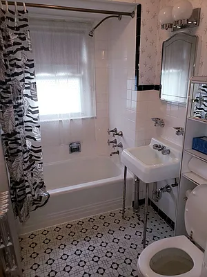 Rented by Metro Garden Realty NYC | media 12