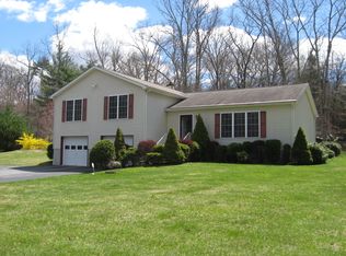 14 Chubby Ln, Montague, NJ 07827