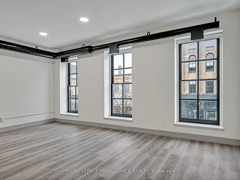 380 George St N #1B — Photo 14