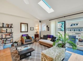 55 Chelsea St UNIT 55, Boston, MA 02129