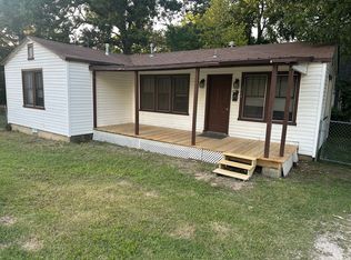 224 E Velma Ave, Springdale, AR 72764