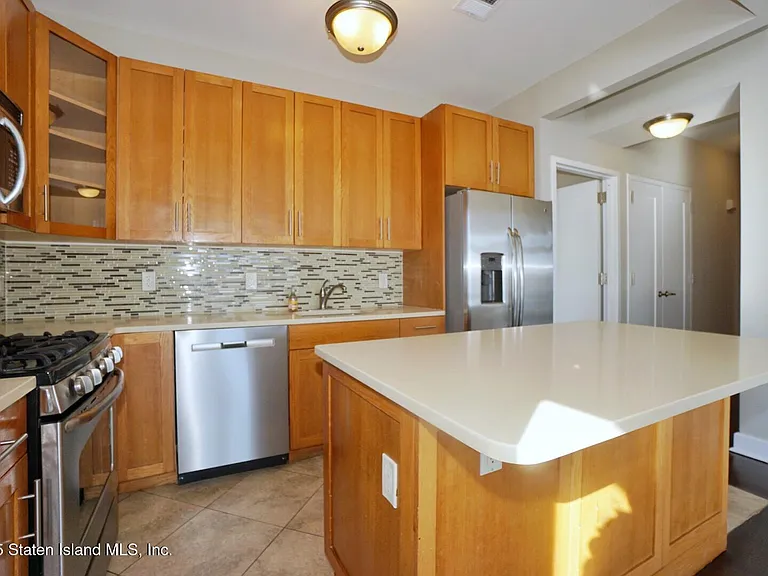 90 Bay Street Lndg #4B — Photo 21