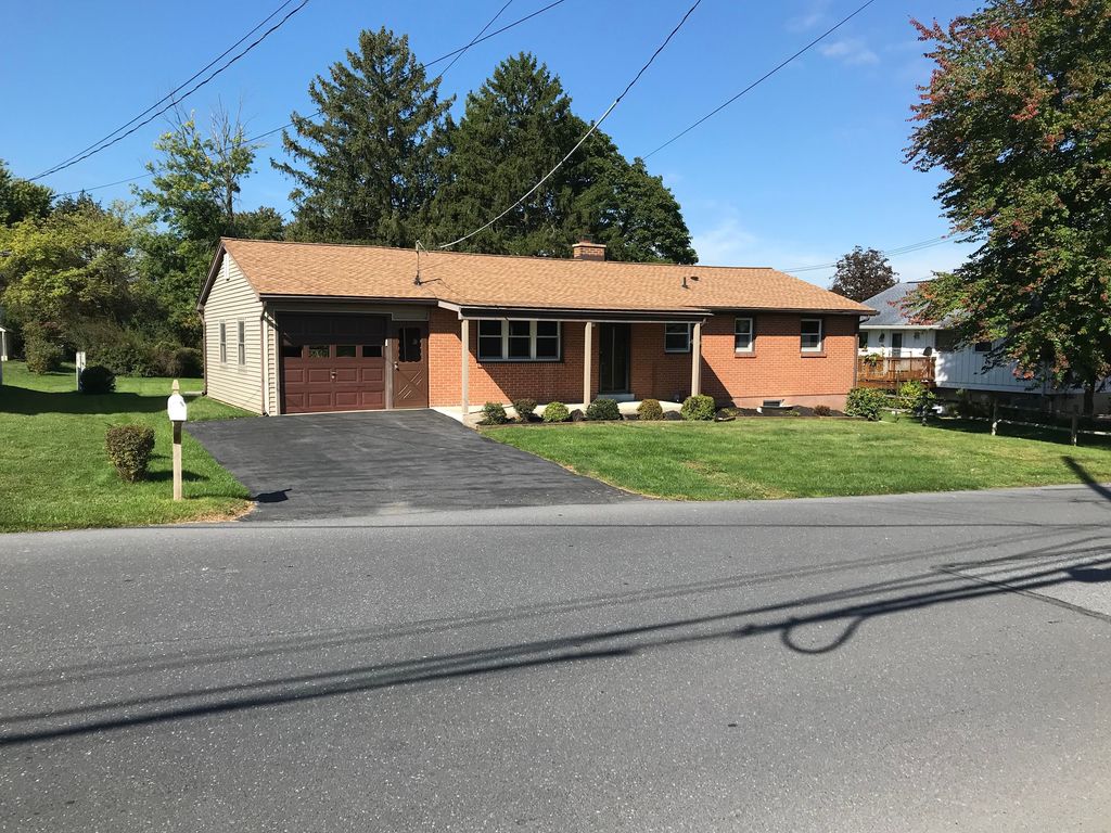 202 Care St - Property Image
