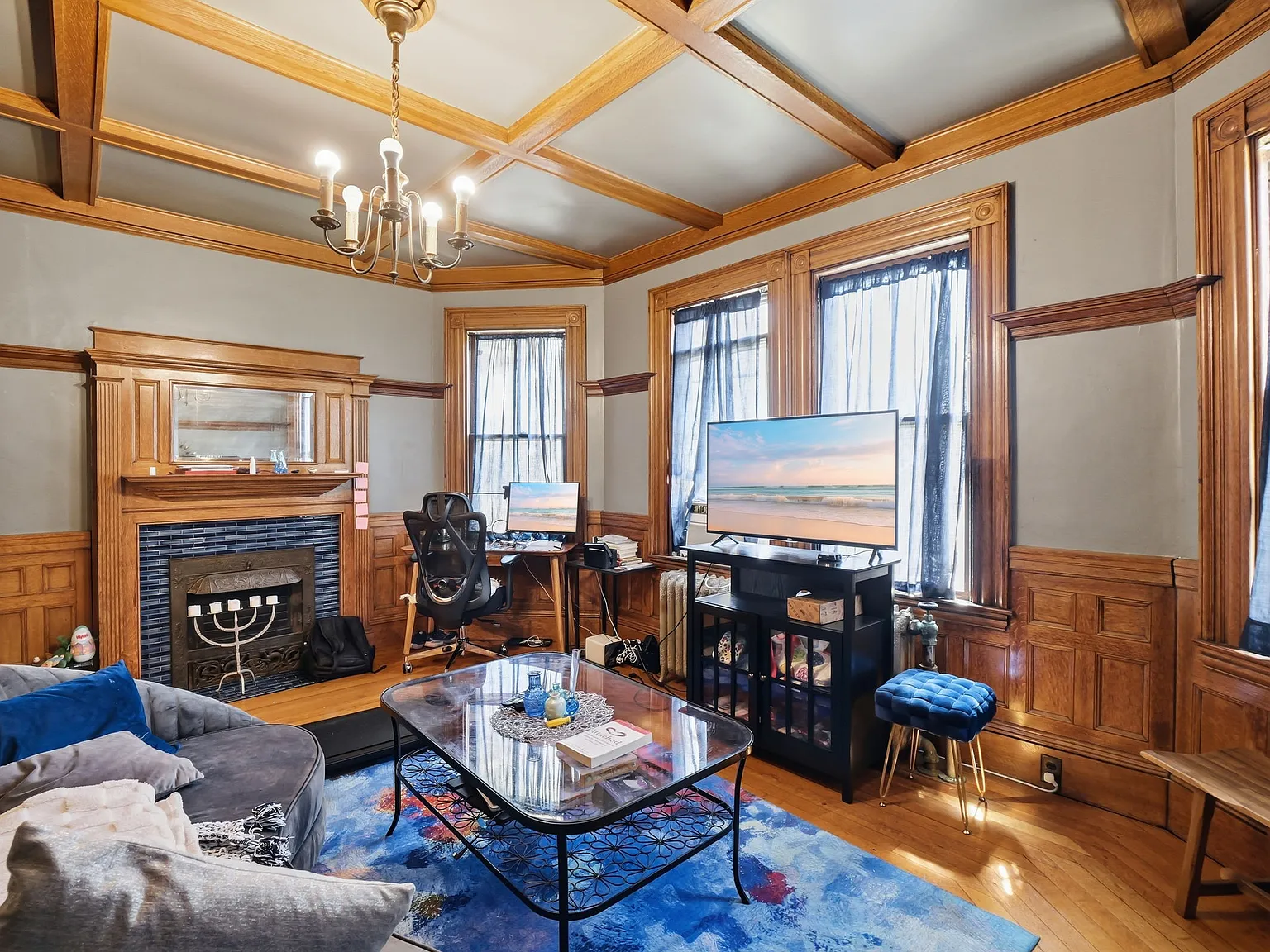 1 bed, 702 sqft, $2,450 — Photo 2