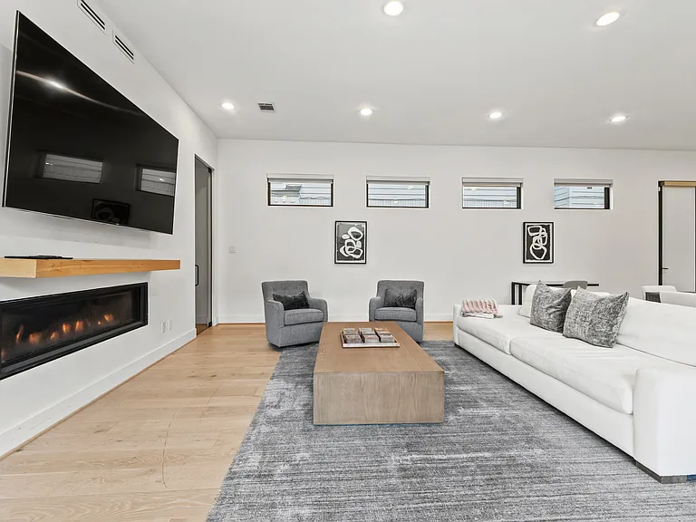 6109 Morningside Ave — Photo 50