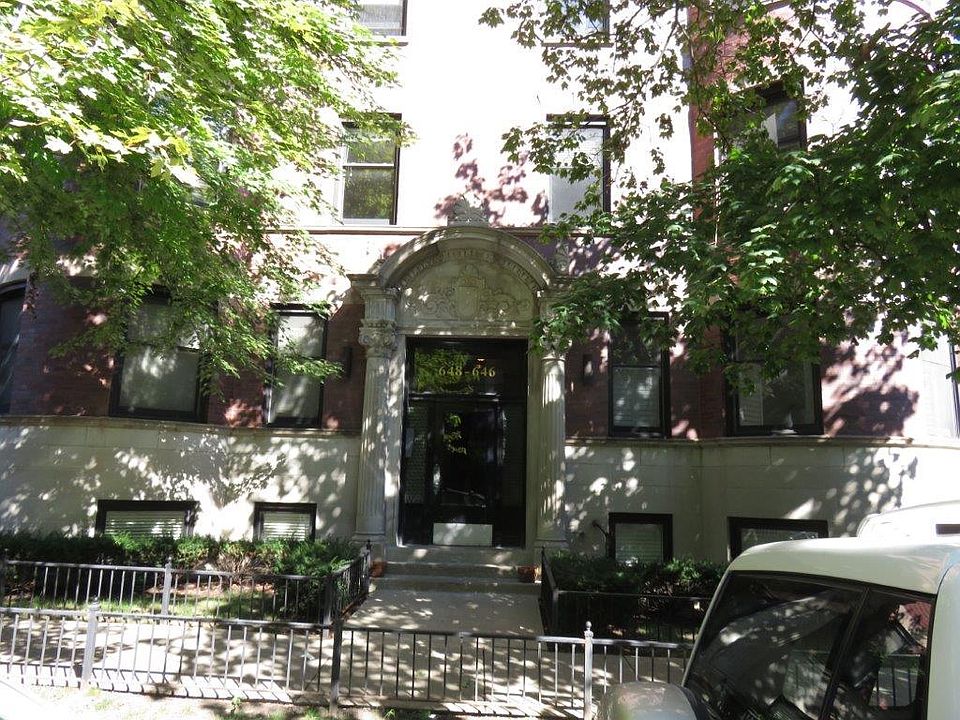 1st image of 648 W Wellington Ave APT 2W