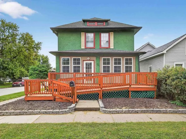 2101 W 5th St, Davenport, IA 52802