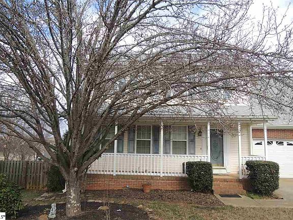 2nd image of 101 Kingfisher Dr
