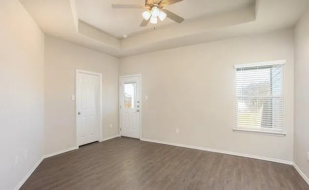 3414 Scott Cir — Photo 10