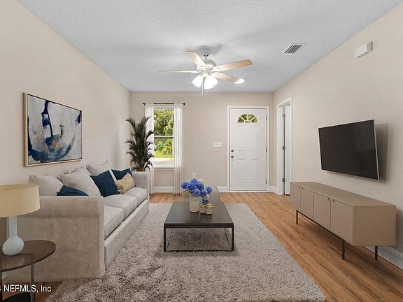 2nd image of 1022 W 24TH STREET Street