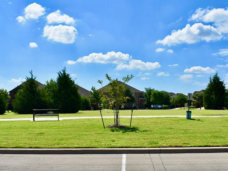 4916 Stray Creek Ln — Photo 36