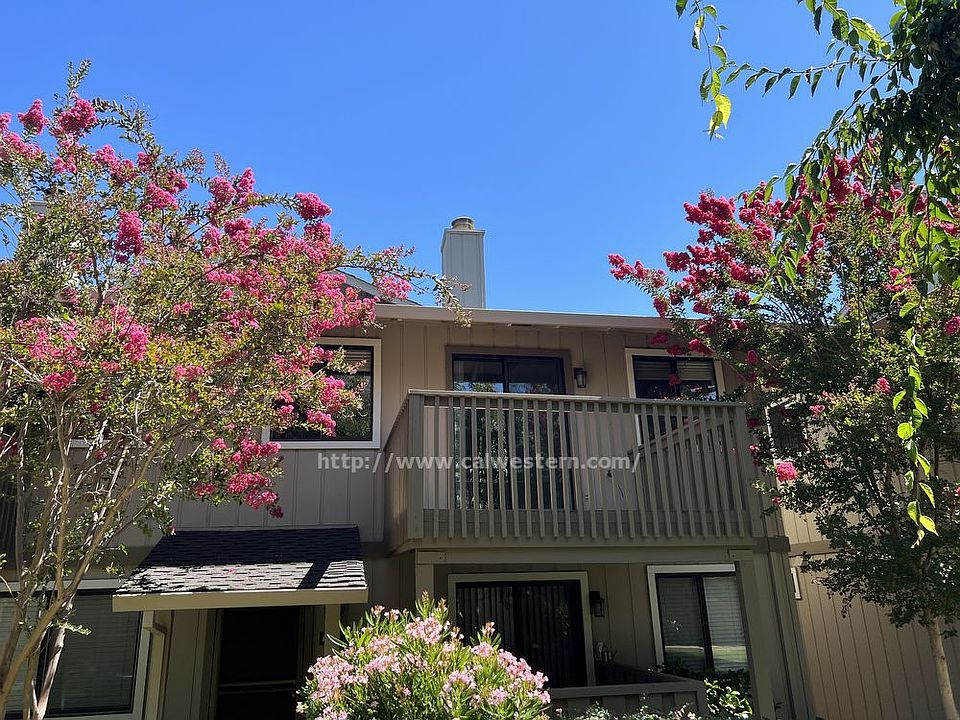 1st image of 18898 Sara Park Cir