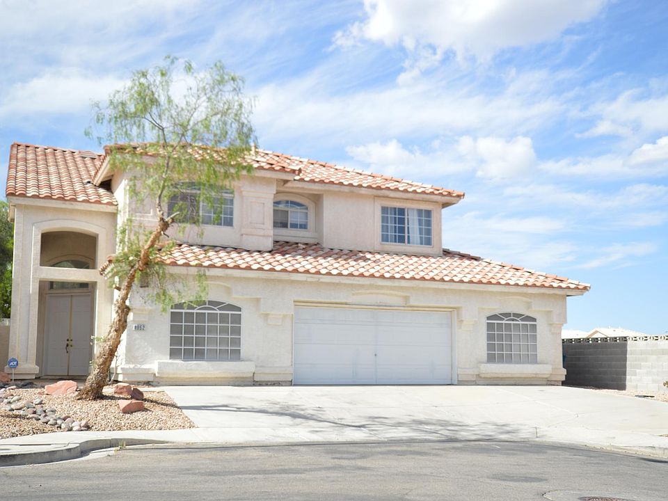 1st image of 8952 Crystal Lagoon Ct