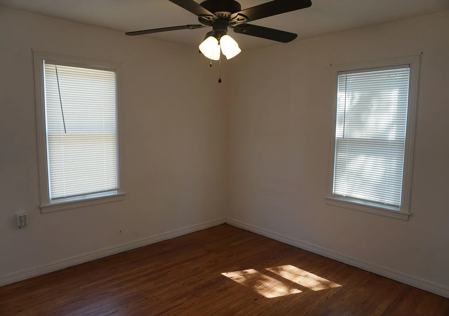2808 37th- Updated 2/1 — Photo 4