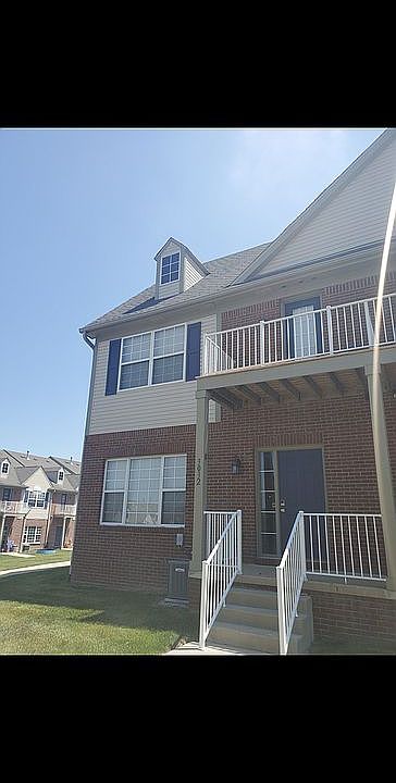 1st image of 3032 Cloverly Ln
