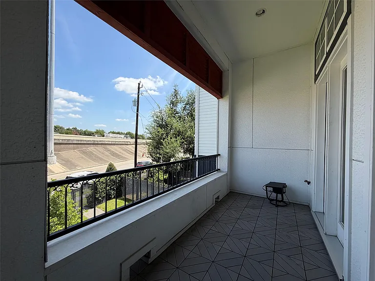 824 Cage St — Photo 27