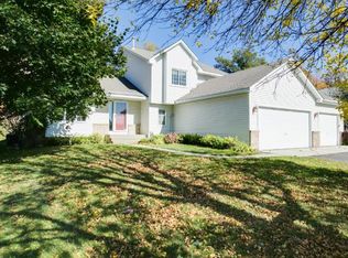 372 Pendryn Hill Curv, Woodbury, MN 55125