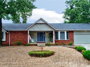 86 Churchill Dr, Bella Vista, AR 72715