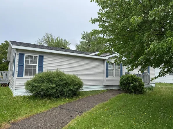 1960 Rosewood Dr, Owatonna, MN 55060