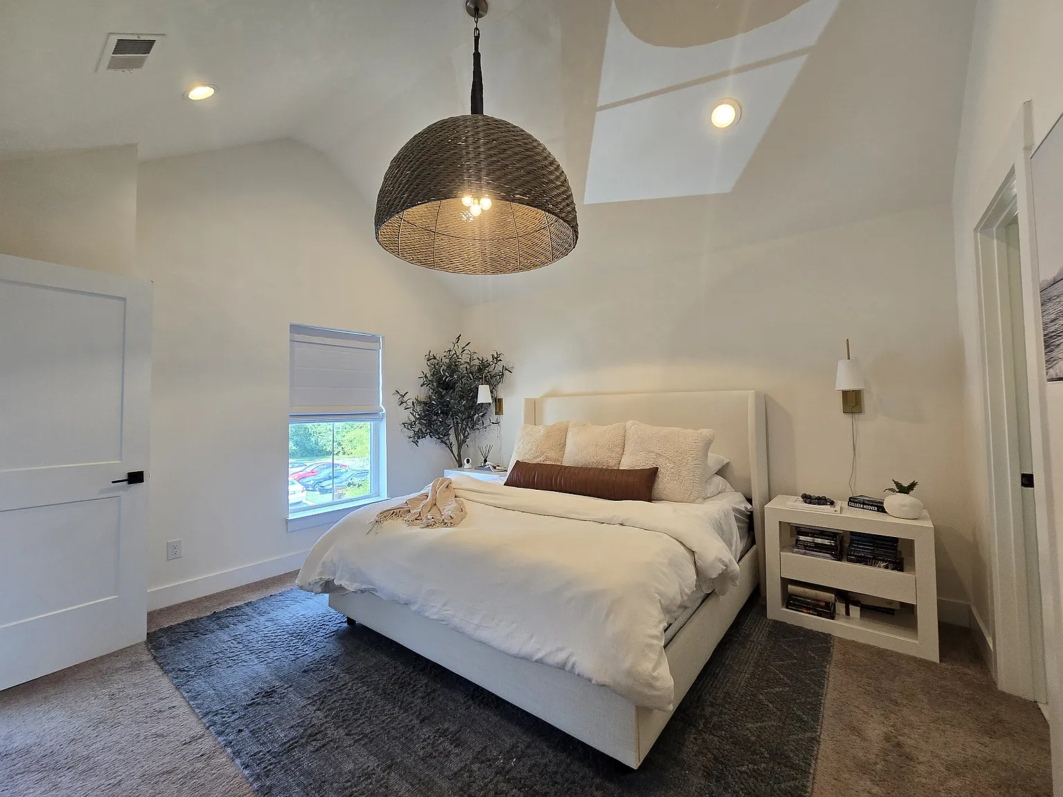 538 Taffy Way - 1 — Photo 4