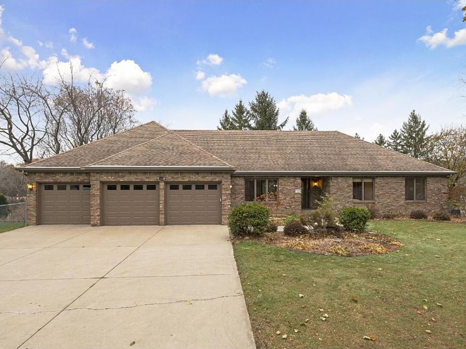 1st image of 1079 Bwana Ct