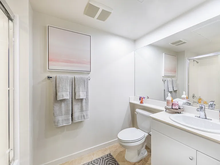 Woodbury Court Apartment Homes — Photo 13