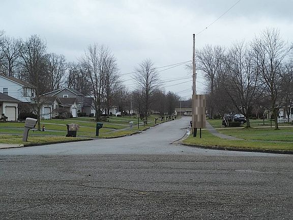 4th image of 5910 Yorktown Ln