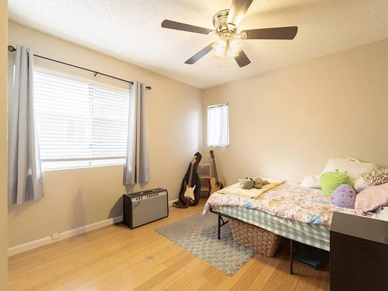 13584 E Sutter Ct — Photo 17