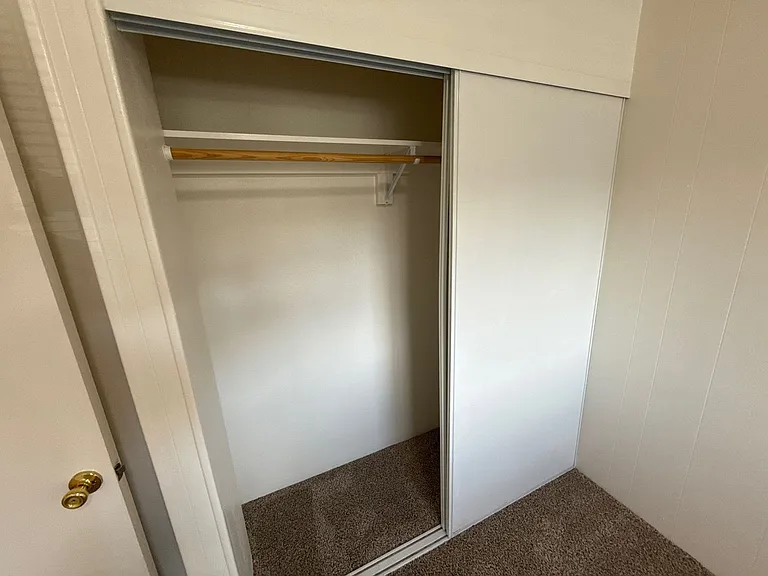528 SW Levens St #11 — Photo 22
