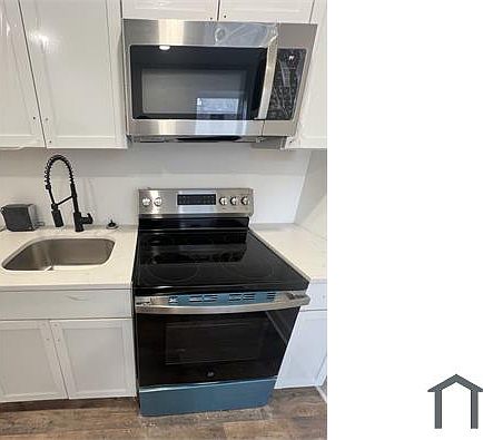 2nd image of 2717 W Glenwood Ave Floor 2