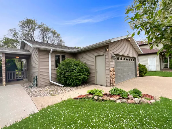 2802 S Felker Ave, Marshfield, WI 54449